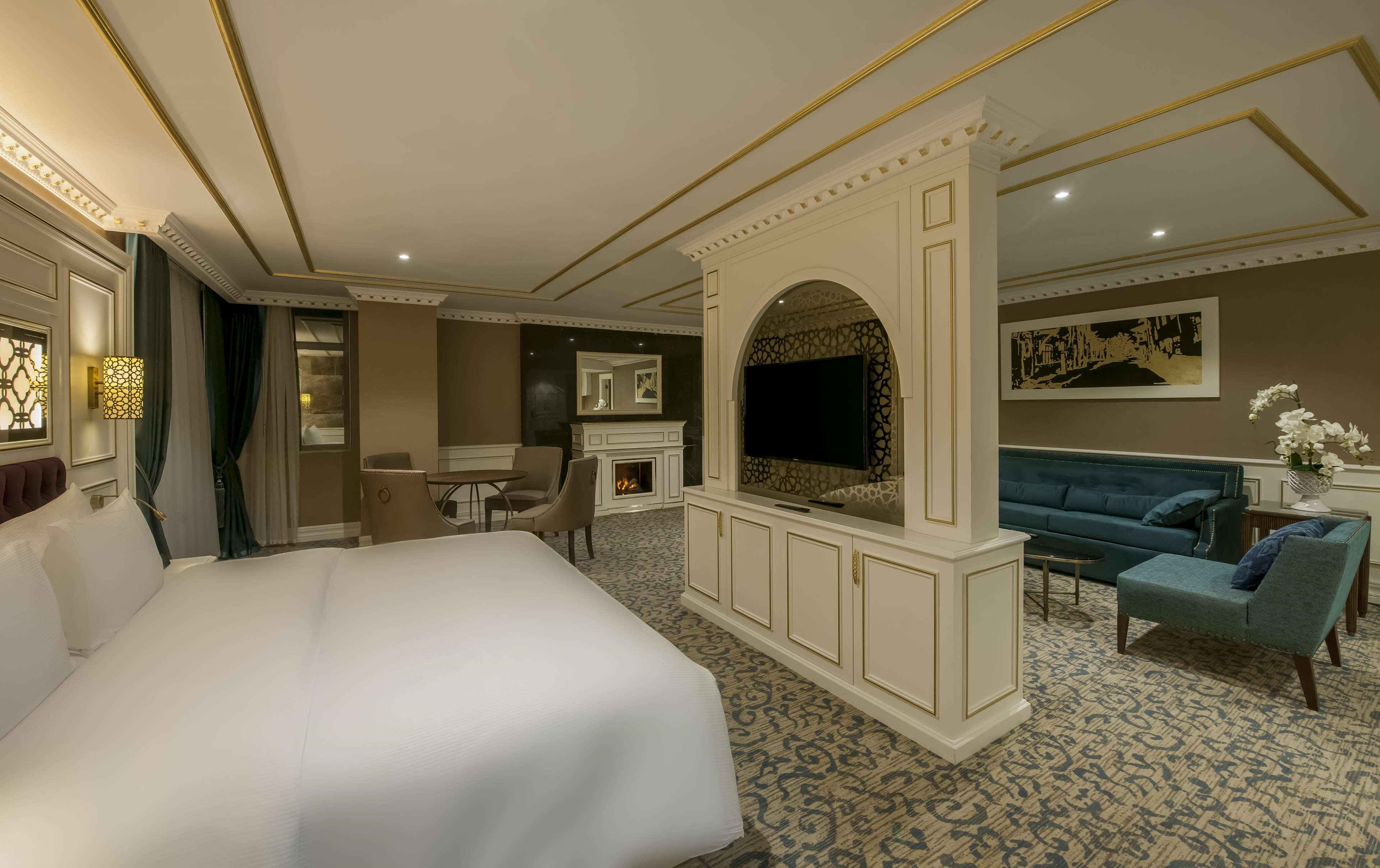 Doubletree By Hilton Elazig Exterior foto