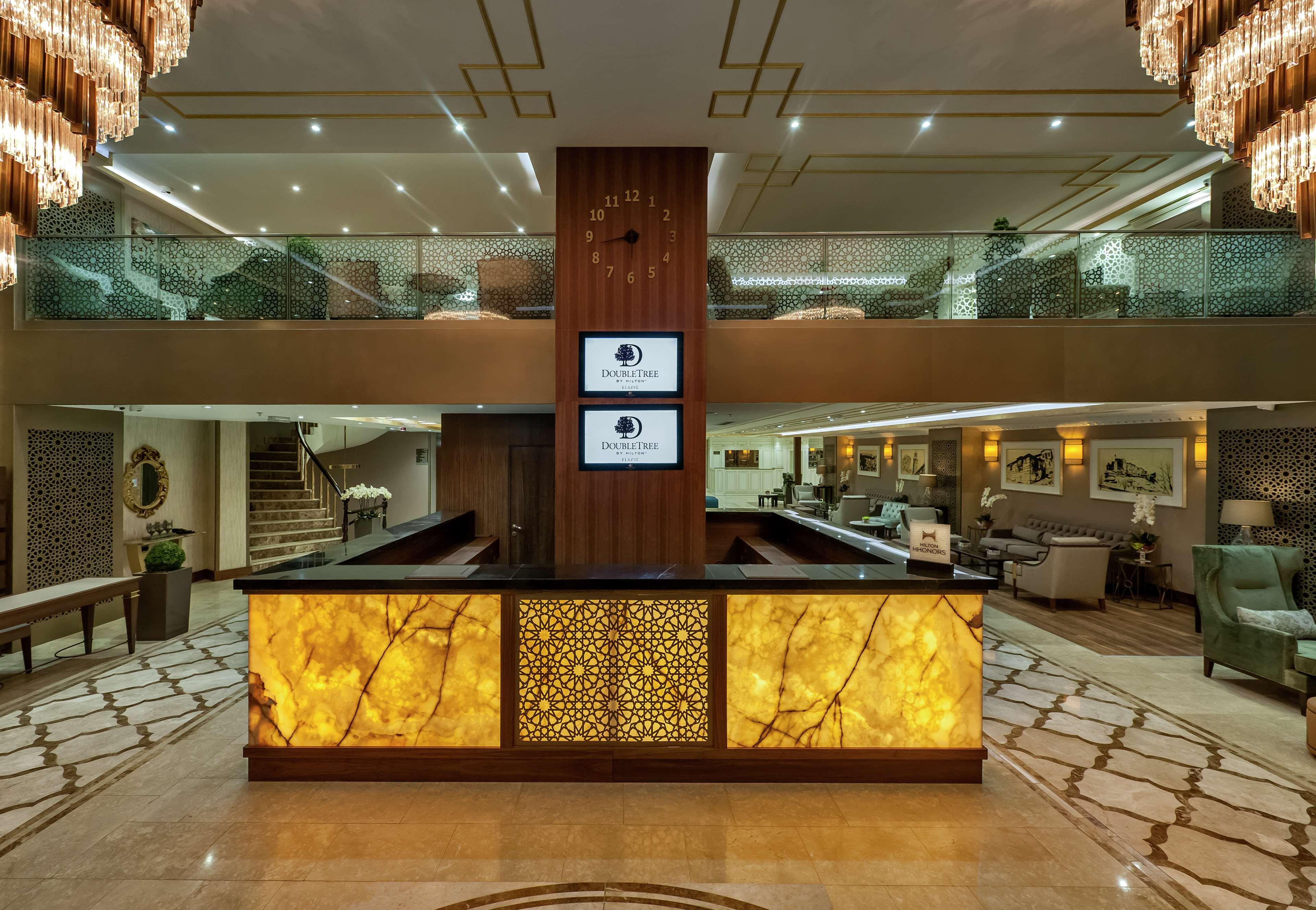 Doubletree By Hilton Elazig Exterior foto