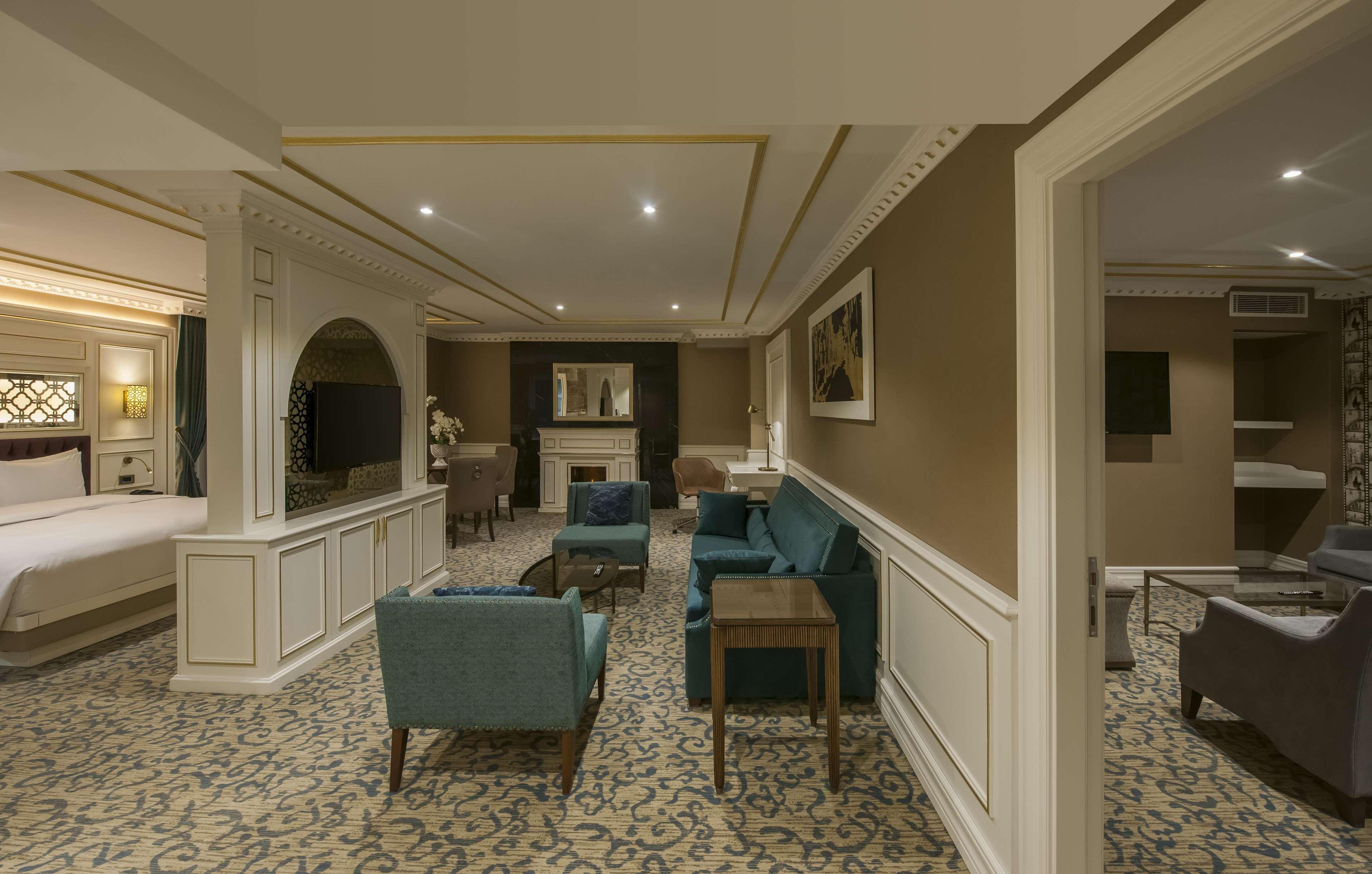 Doubletree By Hilton Elazig Exterior foto