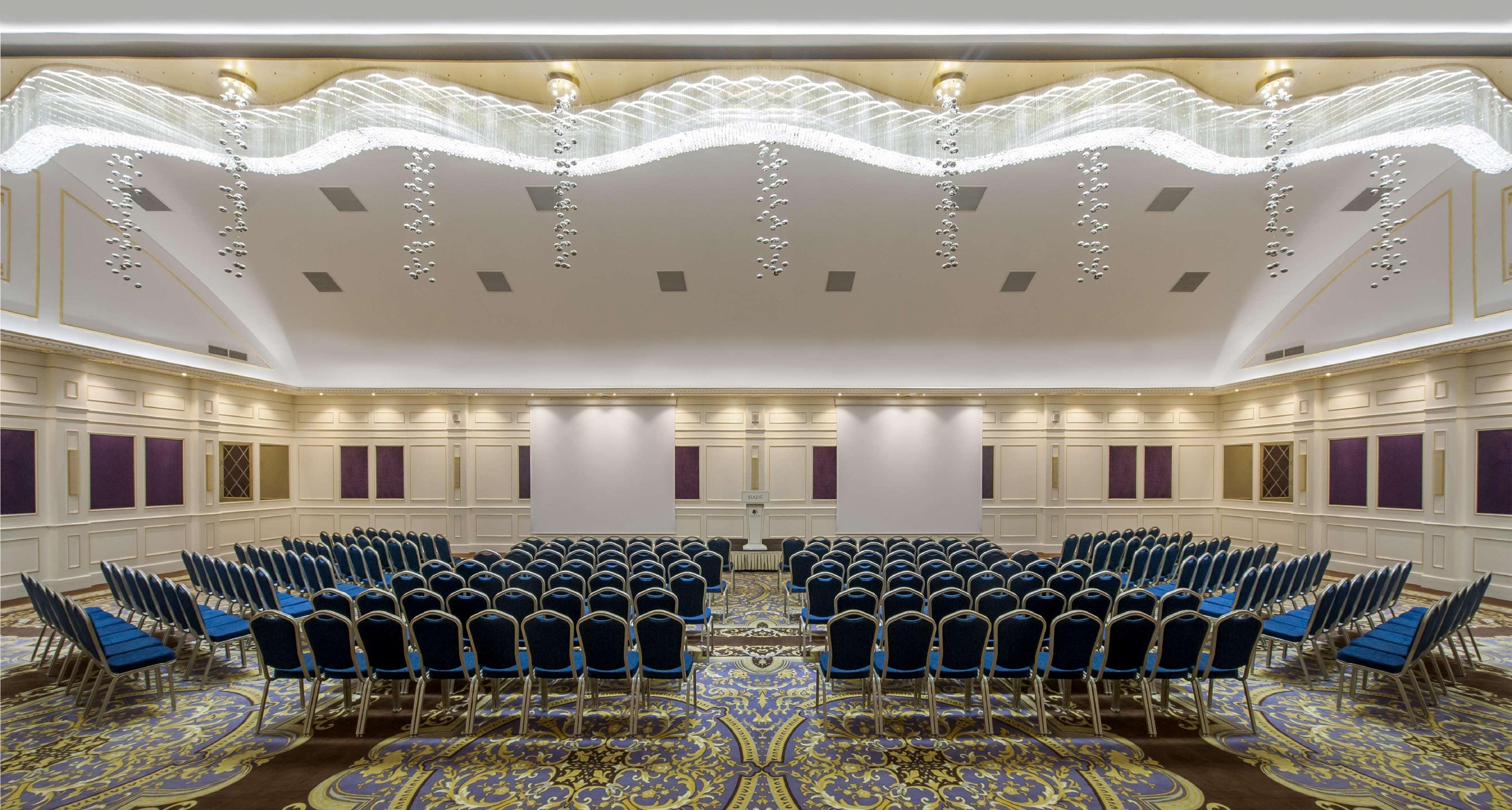 Doubletree By Hilton Elazig Exterior foto