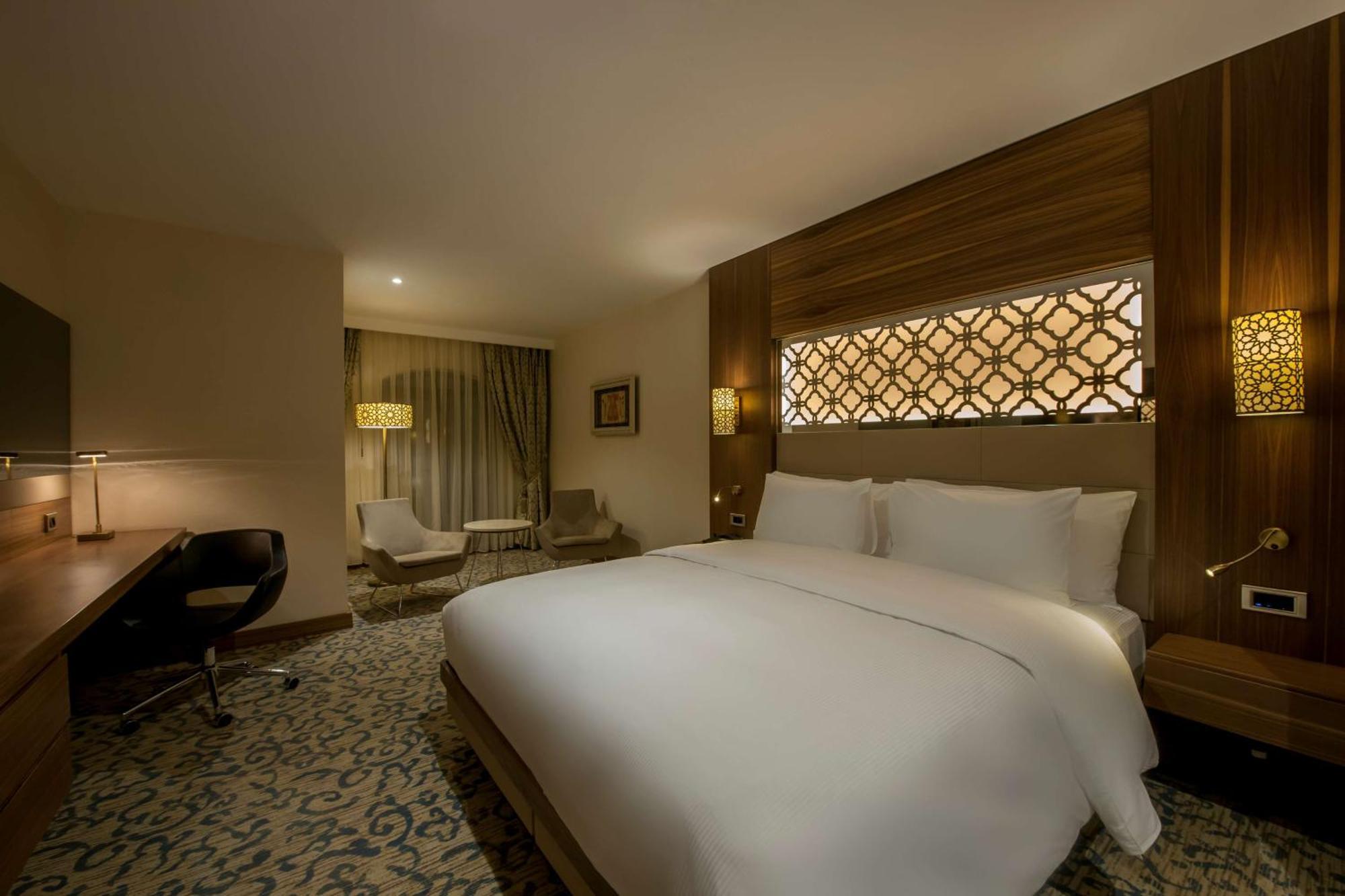 Doubletree By Hilton Elazig Exterior foto