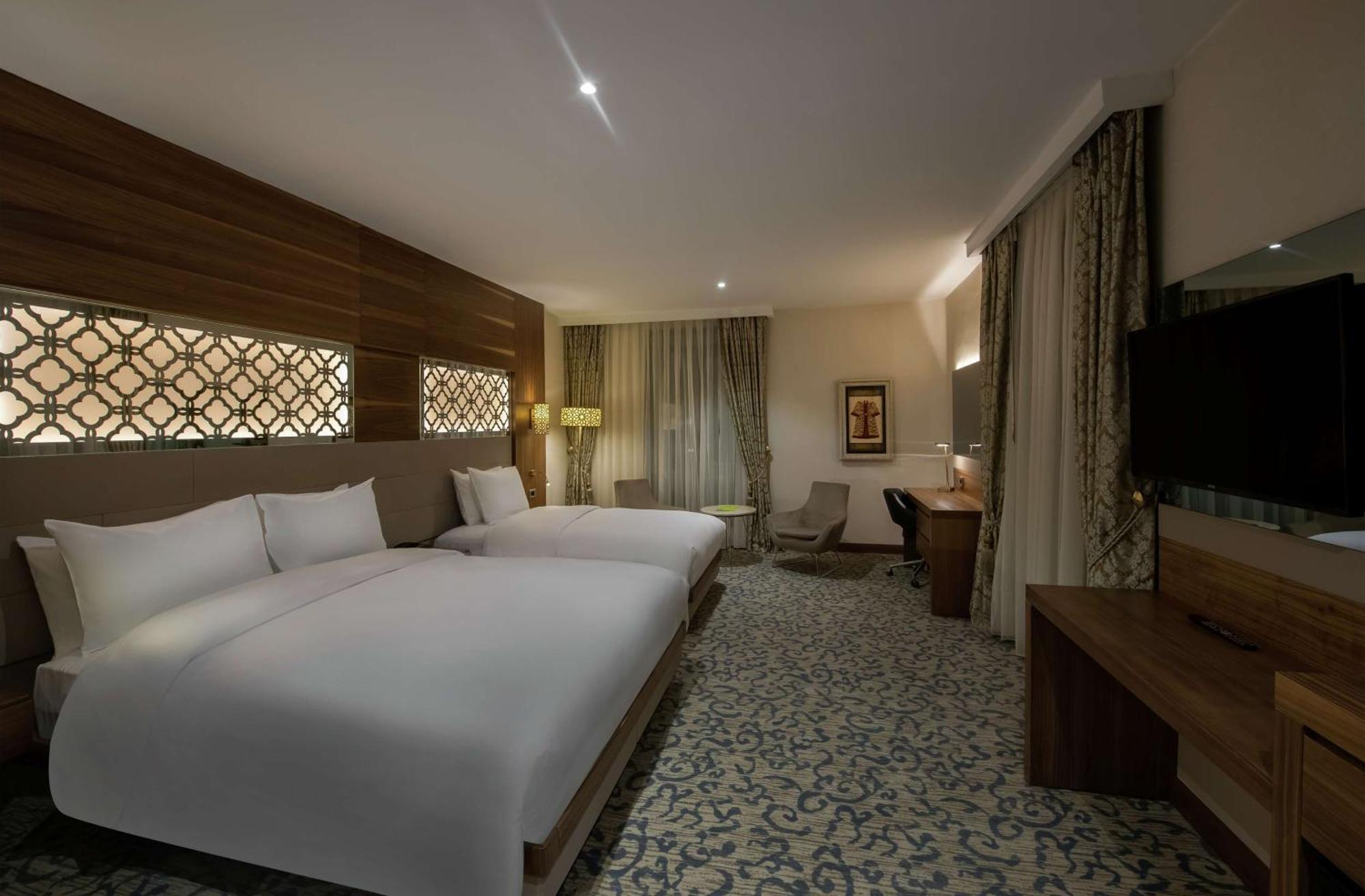 Doubletree By Hilton Elazig Exterior foto